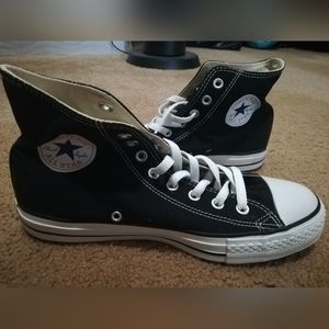 Converse Chuck Taylor unisex shoes